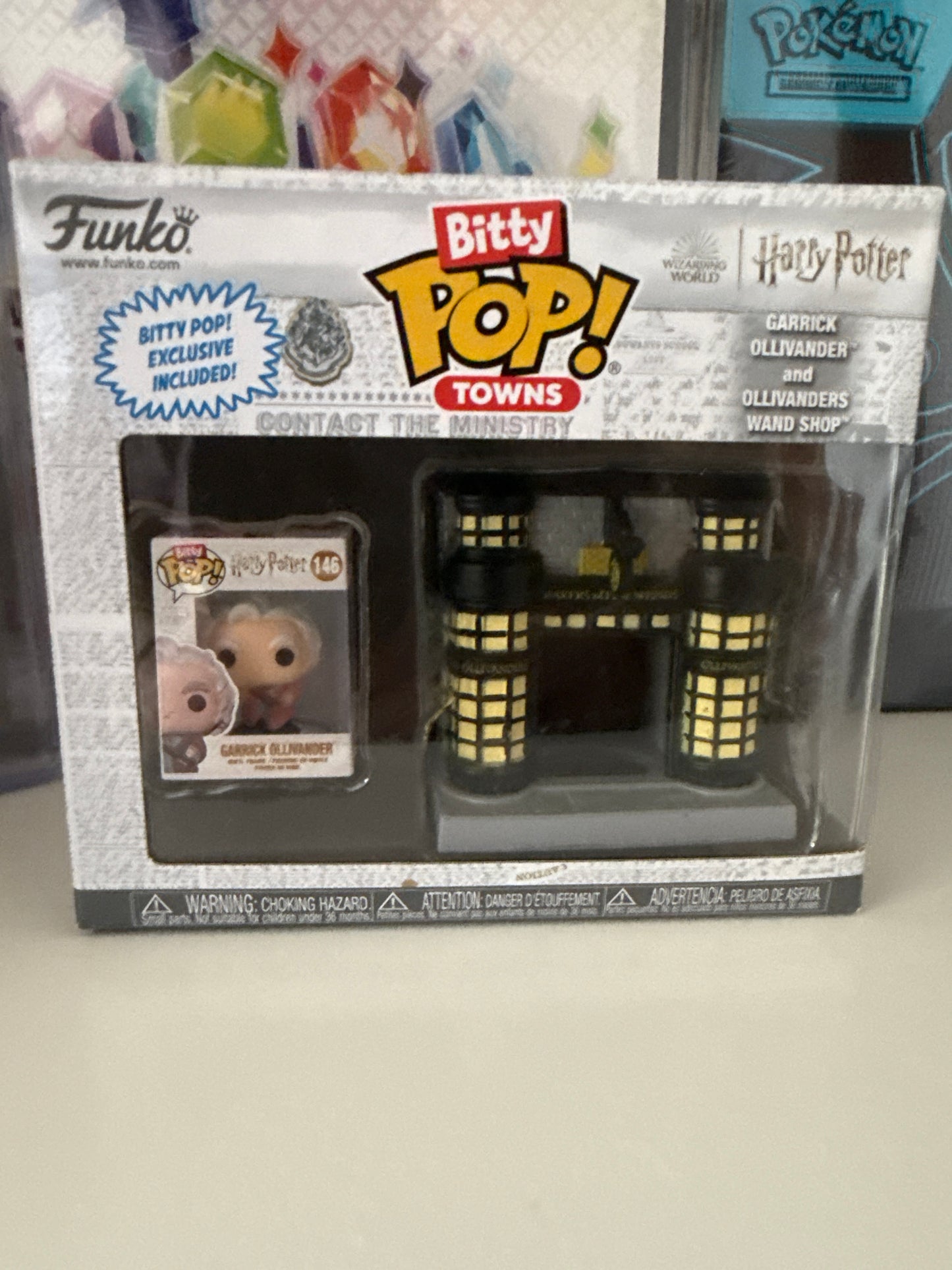 Funko Bitty Pop! Towns - Harry Potter Garrick Ollivander & Ollivanders Wand Shop