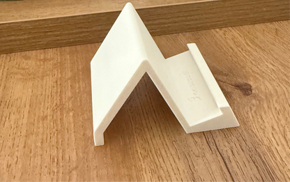 Minimalistischer 3D-gedruckter Handyhalter – stabil & praktisch